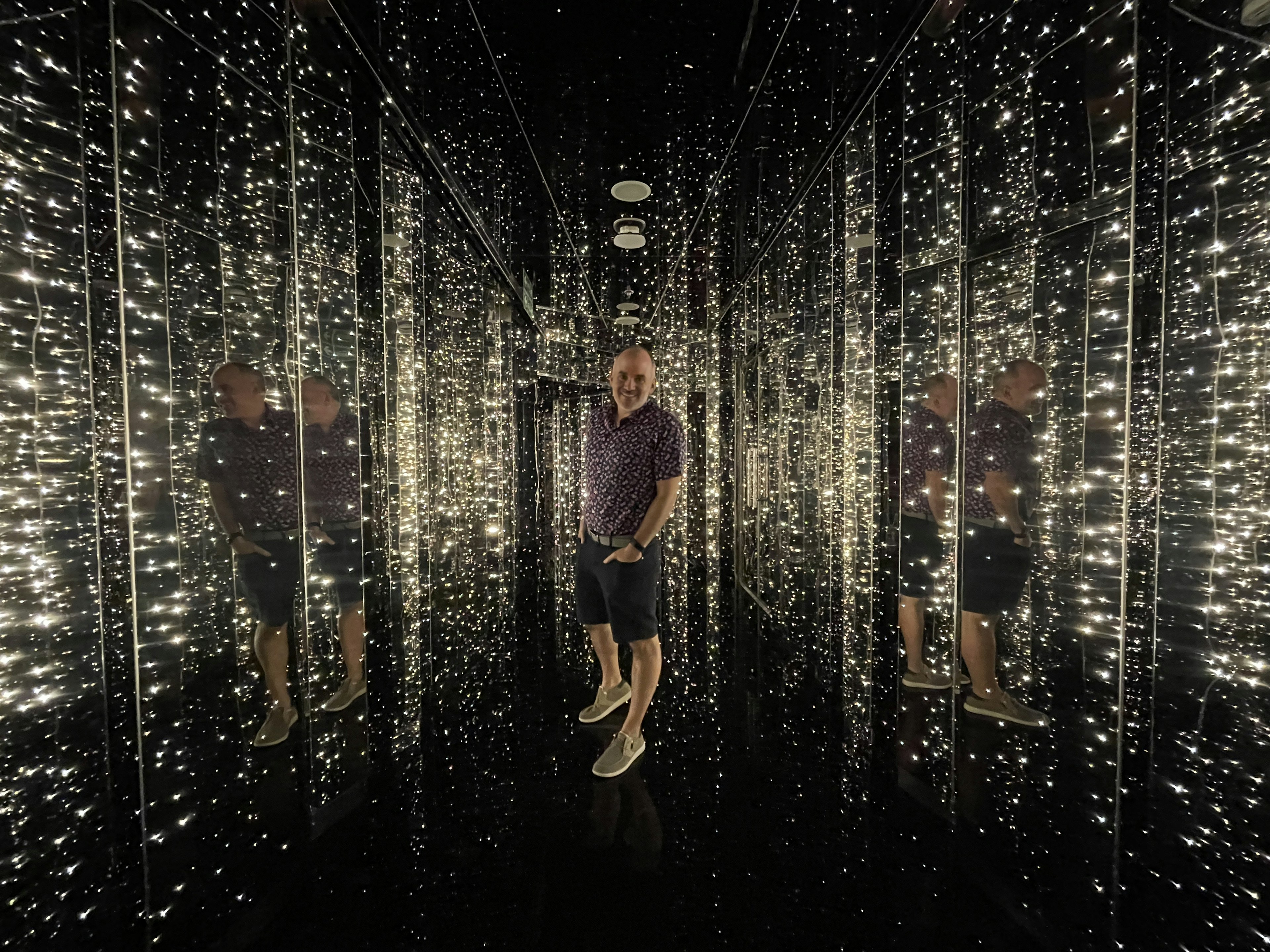 Mirrored Room inside Scarlet Lady.JPG