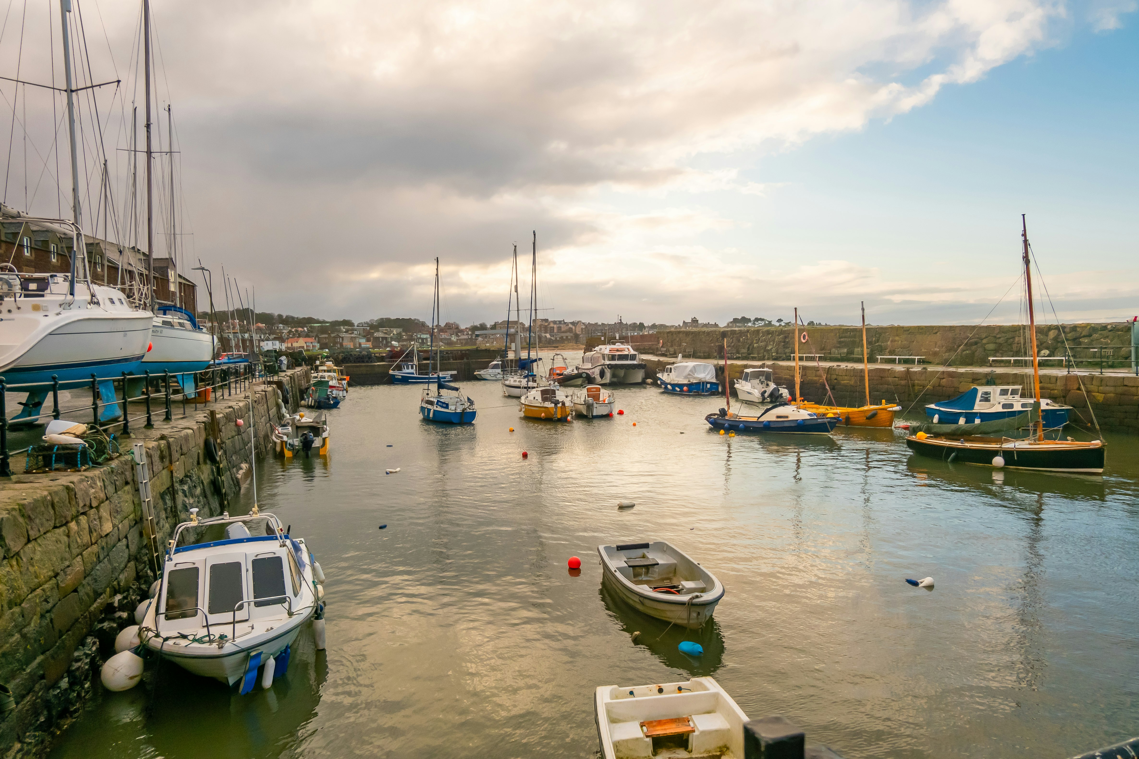 The boats is parked at the pier, North Berwick