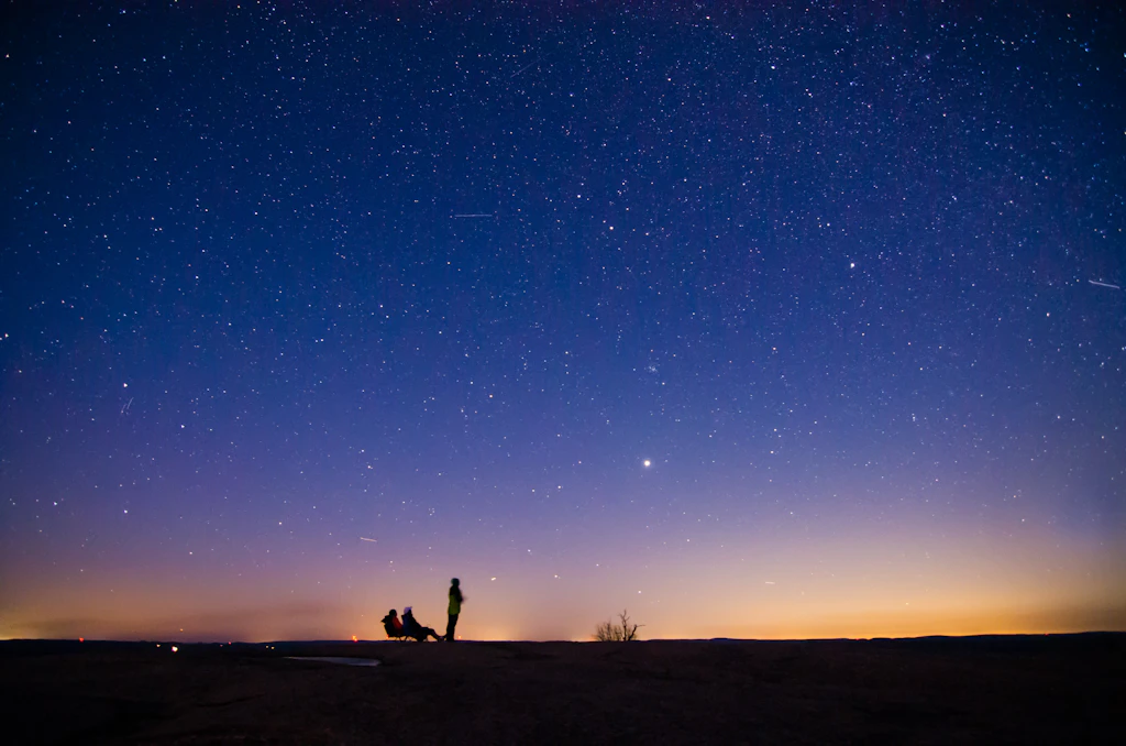 The clear night sky full of stars in Enchanted Rock State Park
