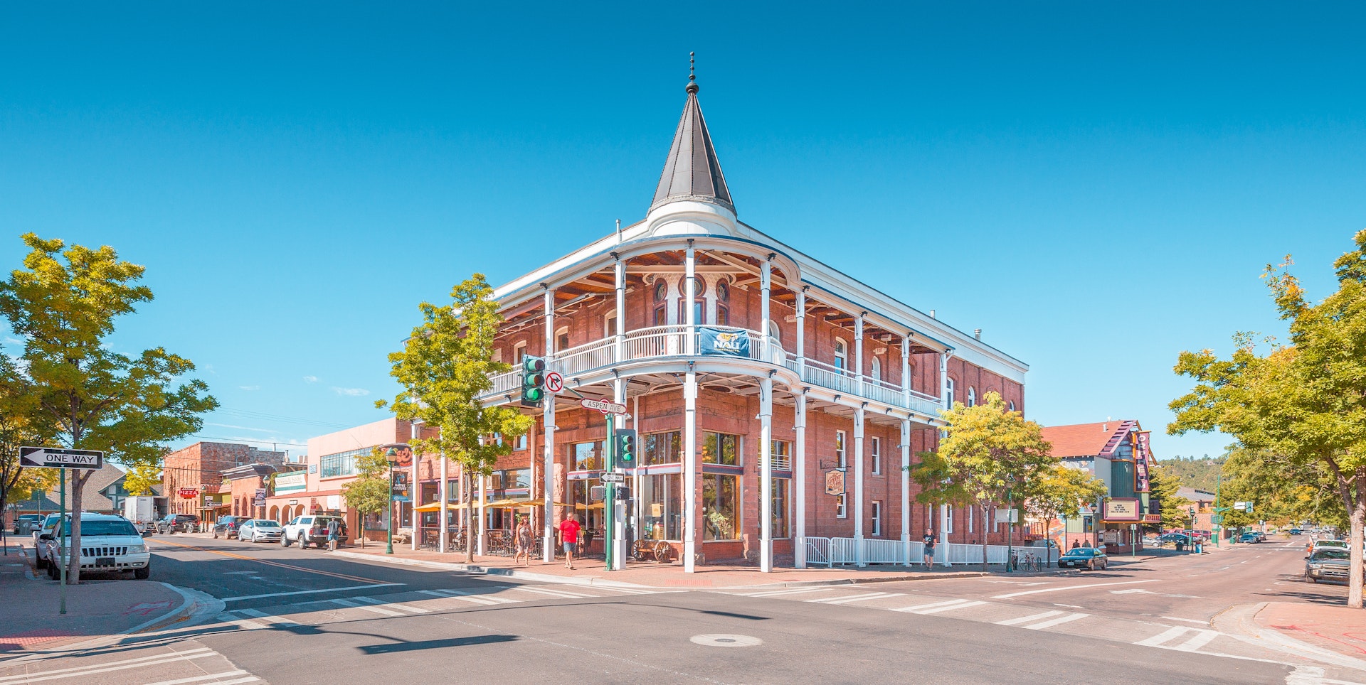 The streets in the historic city centre of Flagstaff on sunny day. 