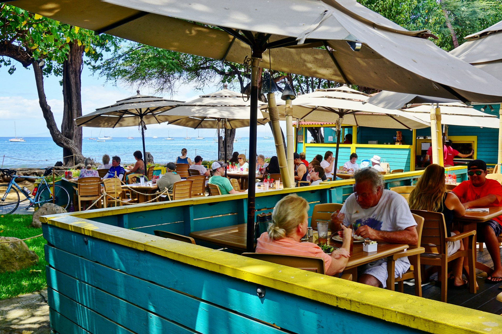 Aloha Mixed Plate, a popular beachside barbecue restaurant overlooking the beach in Lahaina