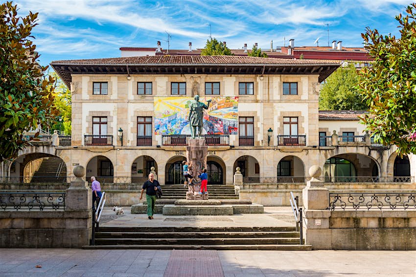 shutterstockRF_381736387.jpg Foru Plaza in Gernika, Spain.