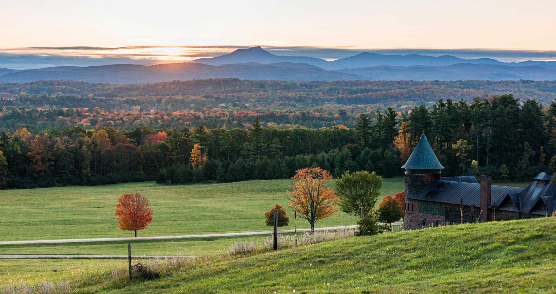 15 best things to do in Vermont in the fall Lonely Lonely
