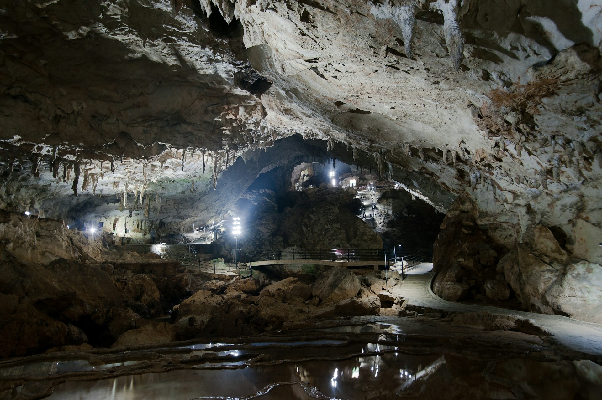 Footpath in Japan's longest cave - Akiyoshido Cave, Quasi-National Park, Yamaguchi Prefecture, Japan 