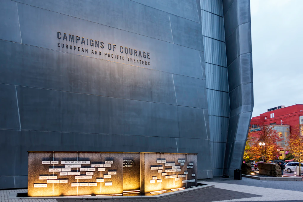 Dusk at the "Campaigns of Courage" building facade, New Orleans