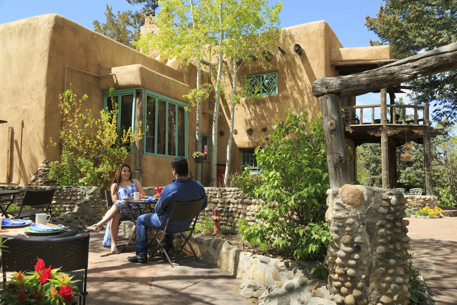 Couple dining at a bed and breakfast in Santa Fe