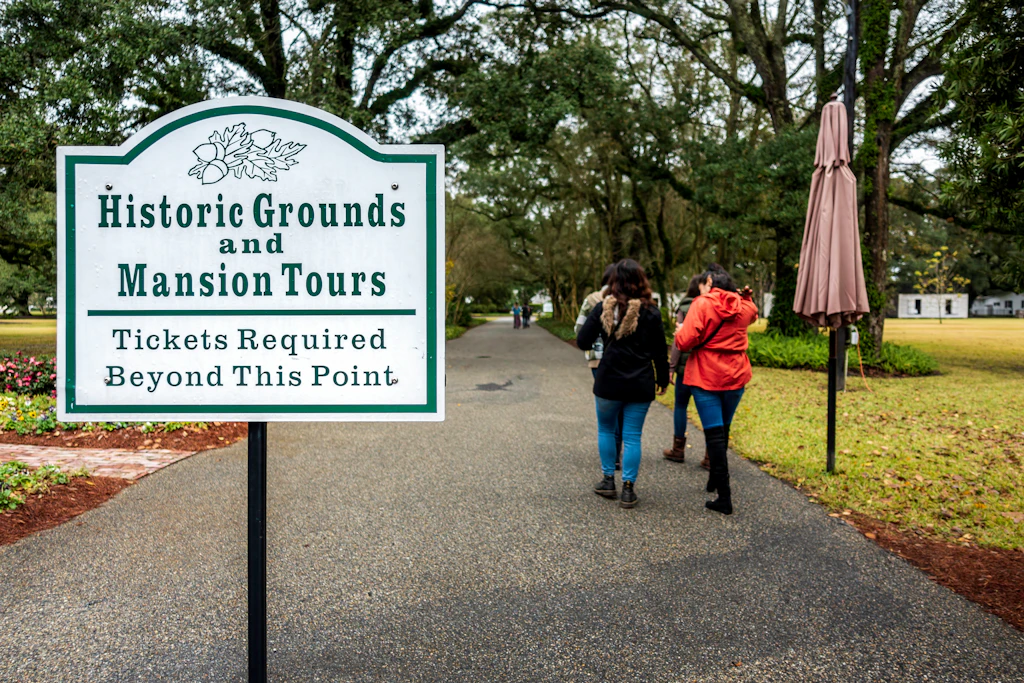 Information signboard near the ticket booth at the Oak Alley Plantation