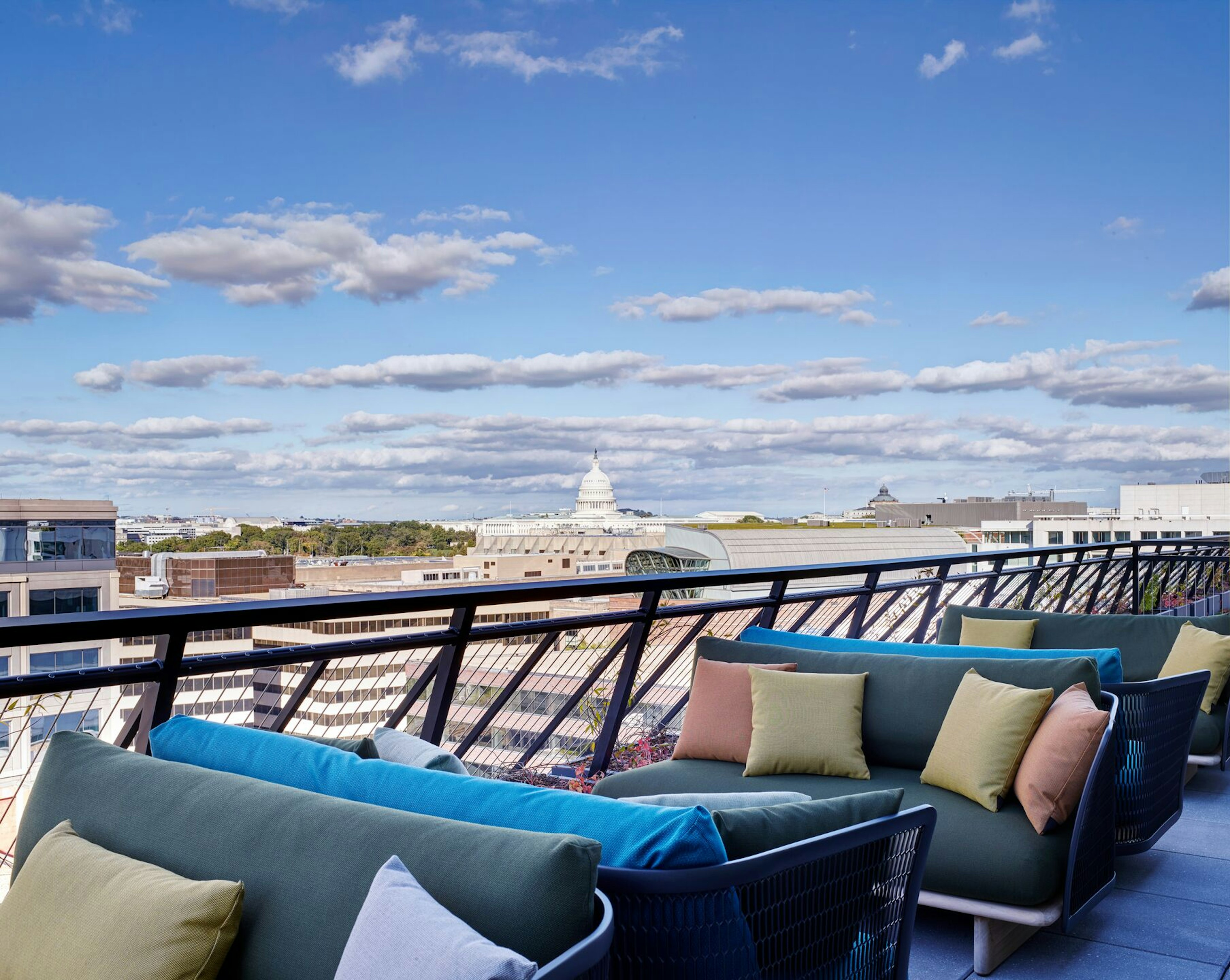 CloudM Rooftop Bar at citizenM Hotel Washington DC | Downtown, Capitol Hill