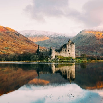 A calm morning at Kilchurn Castle.