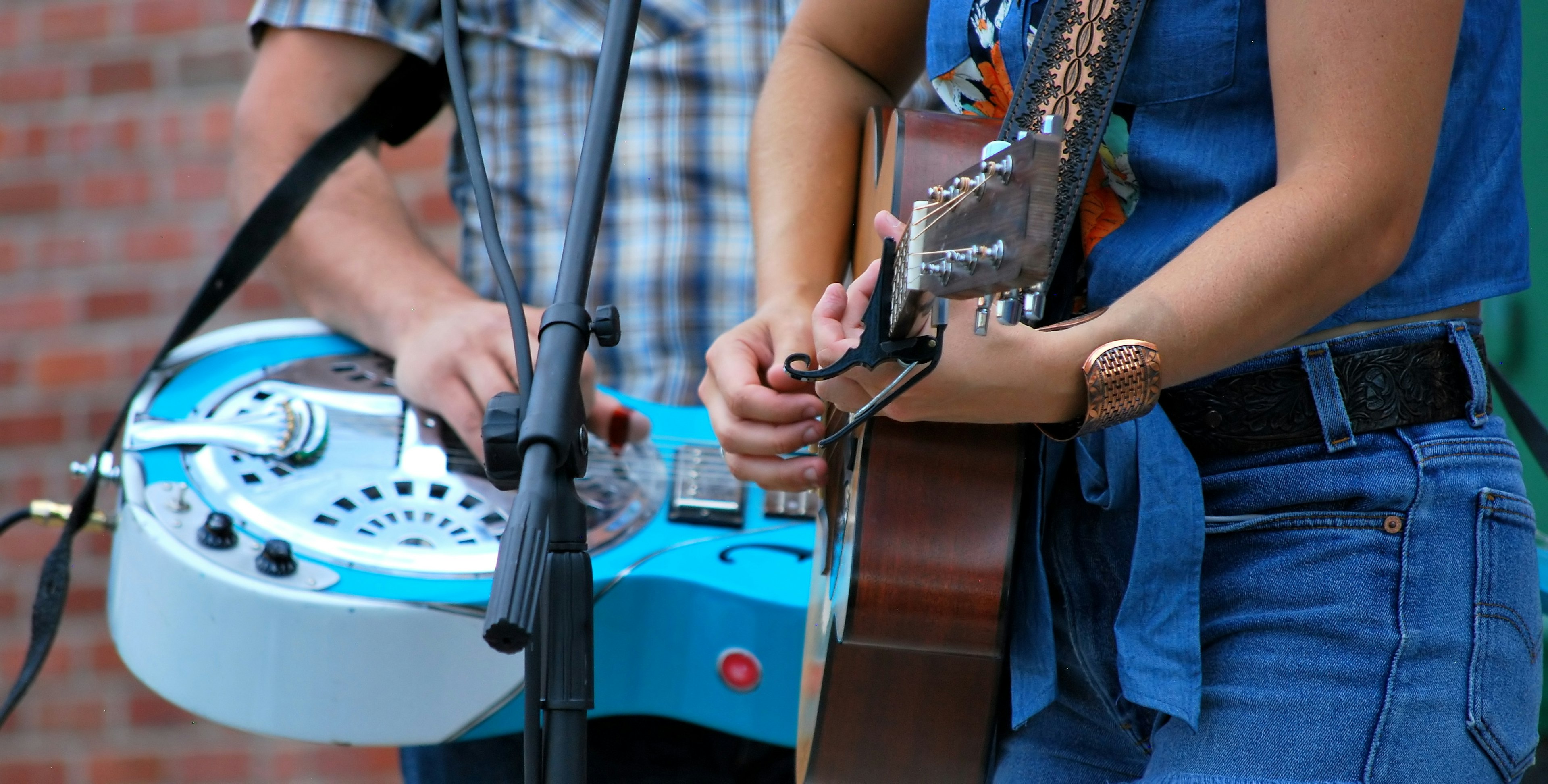 Folk music in the streets of Richmond, Virginia