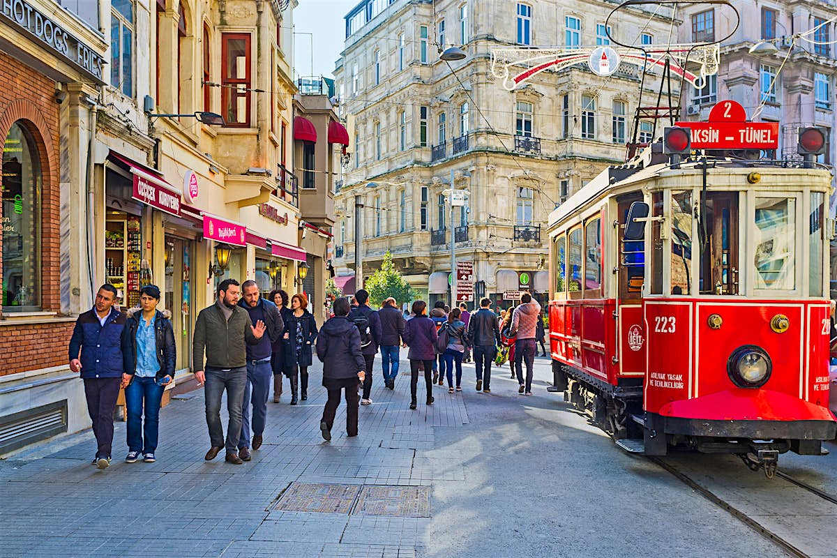 Getting around in Istanbul - Lonely Planet