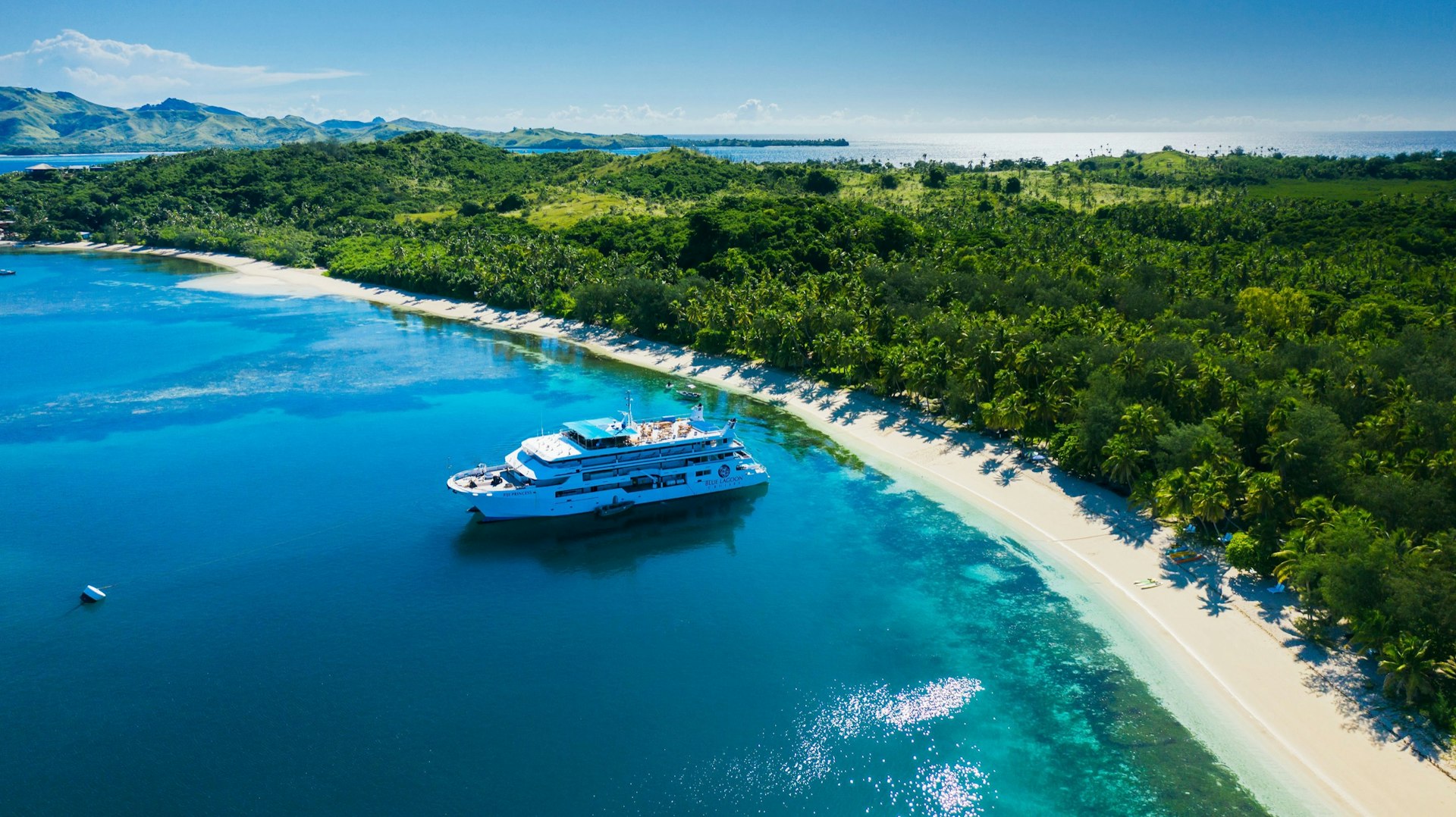 Fiji_Romance_Resorts_Blue-Lagoon-Cruises.jpg