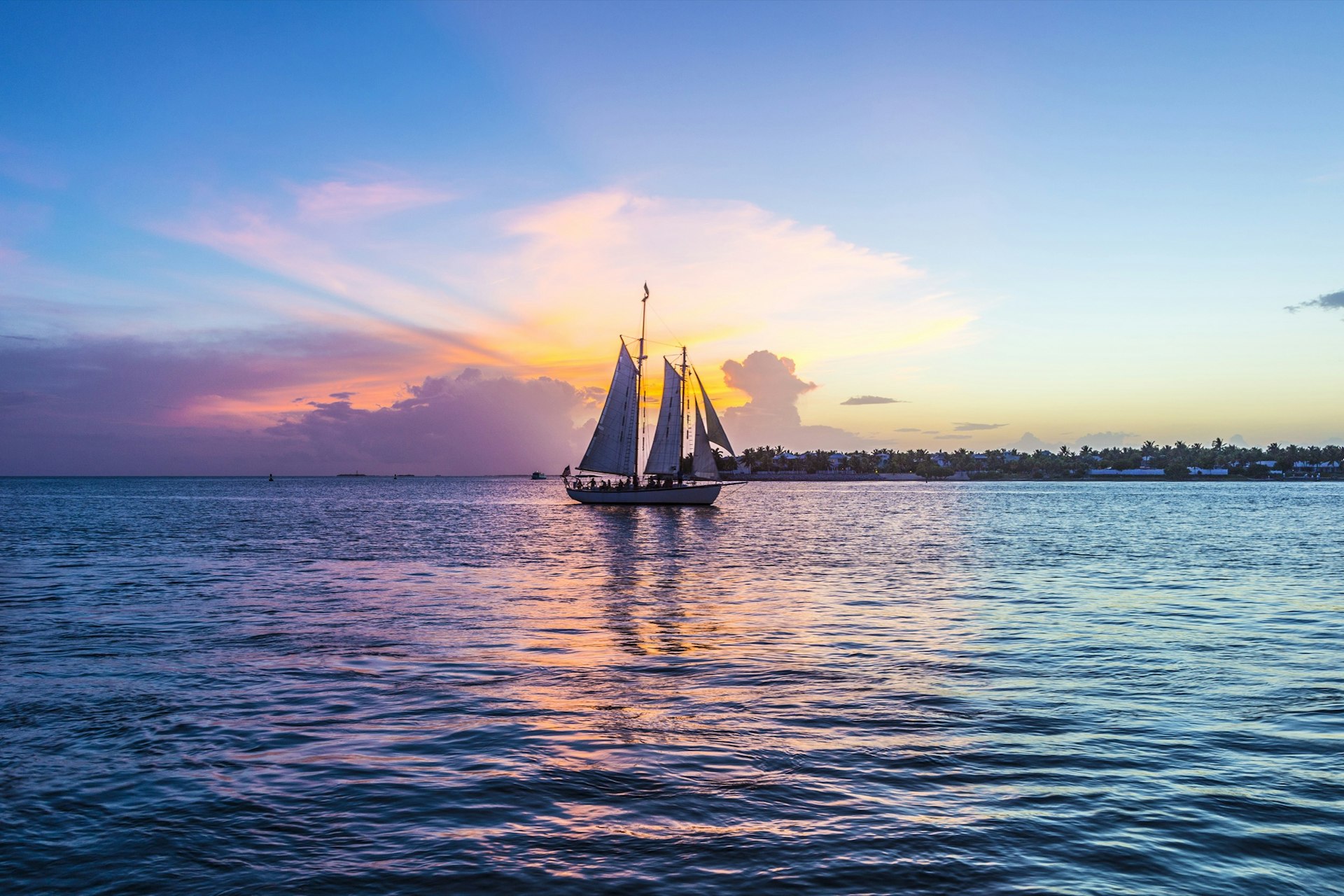 Florida-Keys-Outdoors_boating.jpg