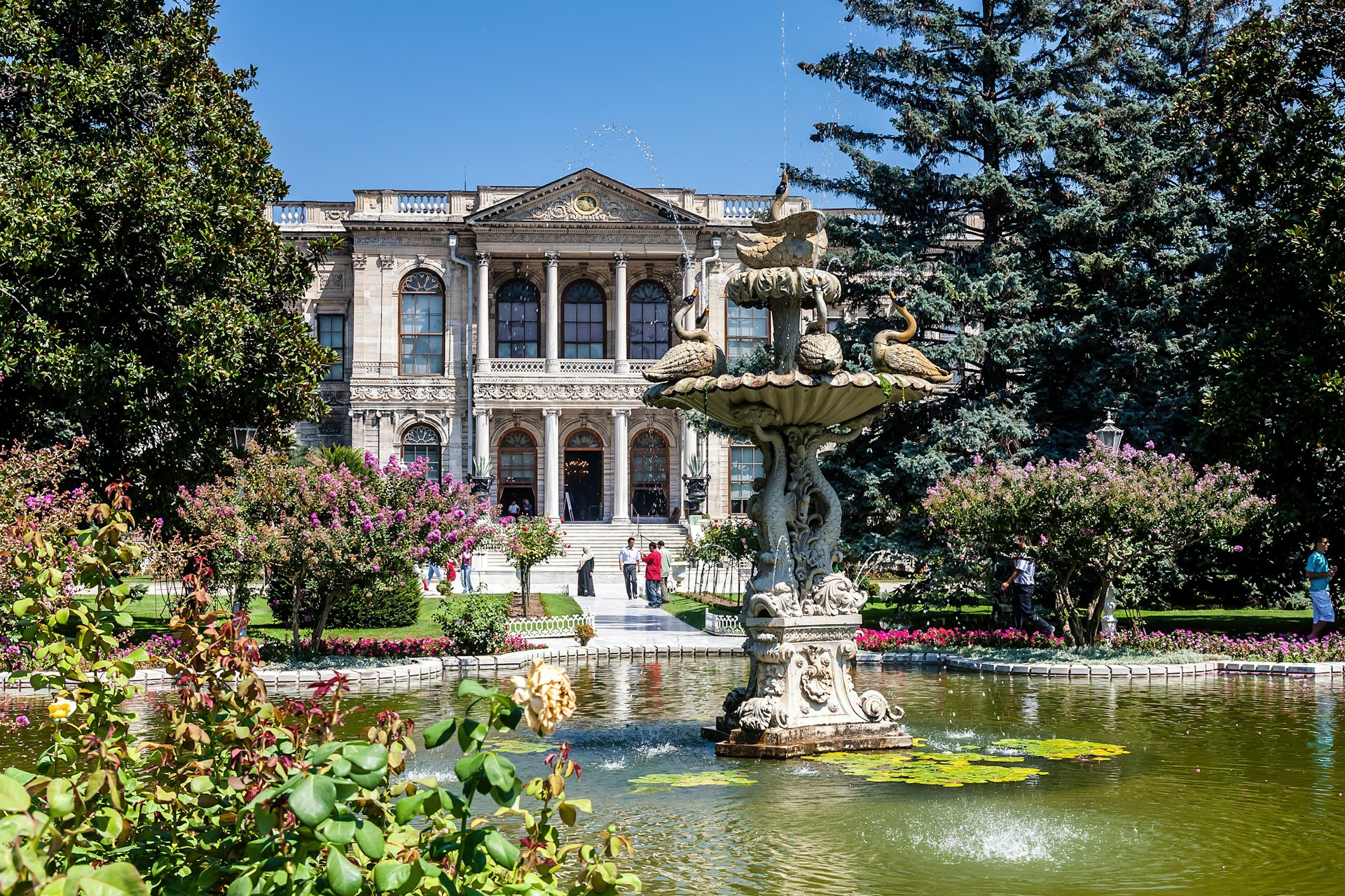 Beautiful fountain and gardens in front of Dolmabahçe Palace in Istanbul, Turkey