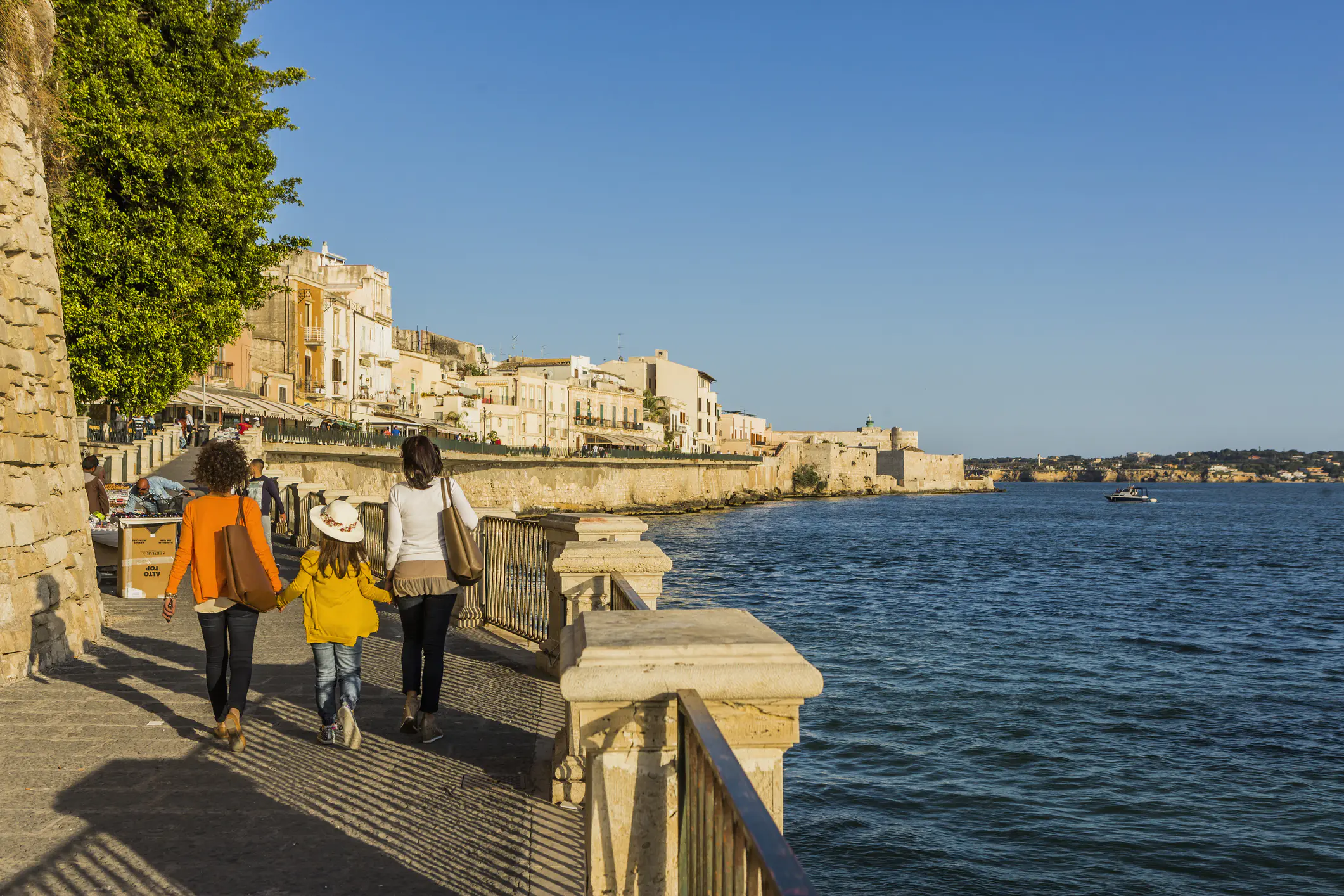 que ver en Sicilia Costa oeste, paseo peatonal de Aretusa