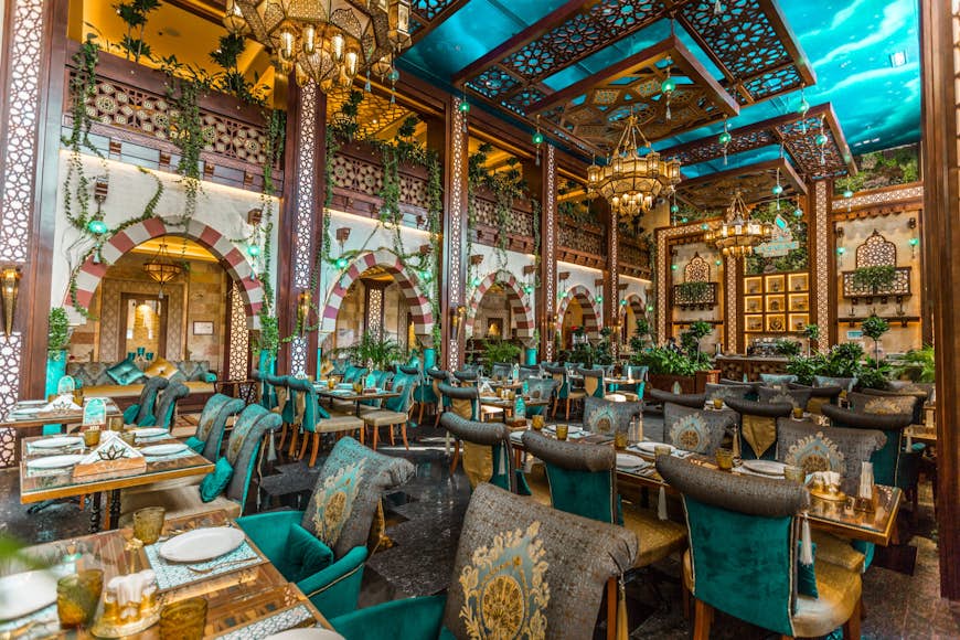 Qatar_Fine-Dining_Yasmine-Palace_Ambiance.jpg