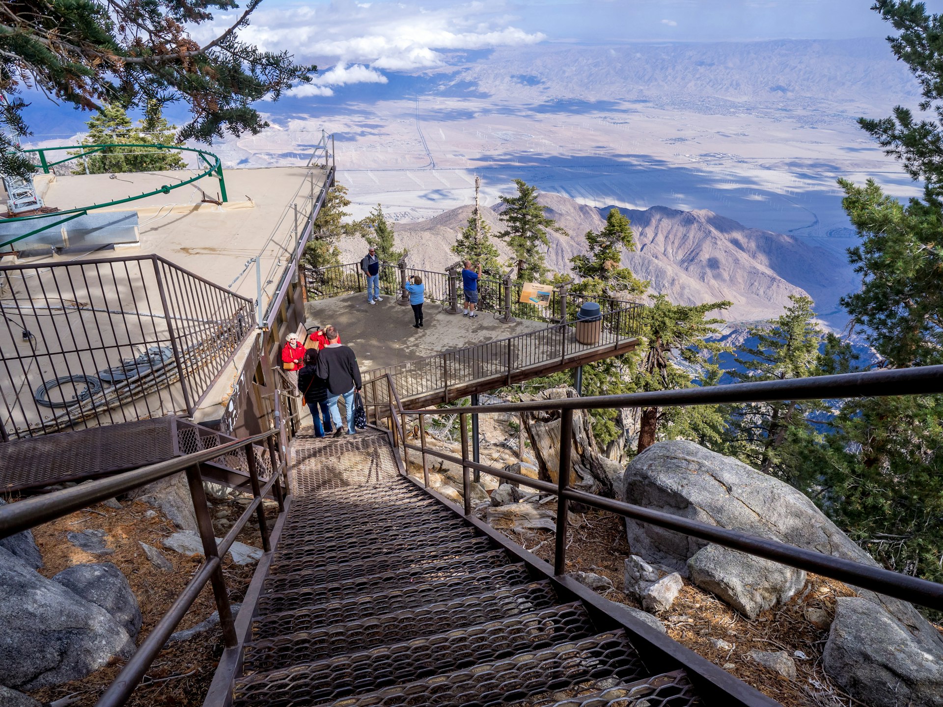 Tourists enjoying the view at the Palm Springs Aerial Tramway
