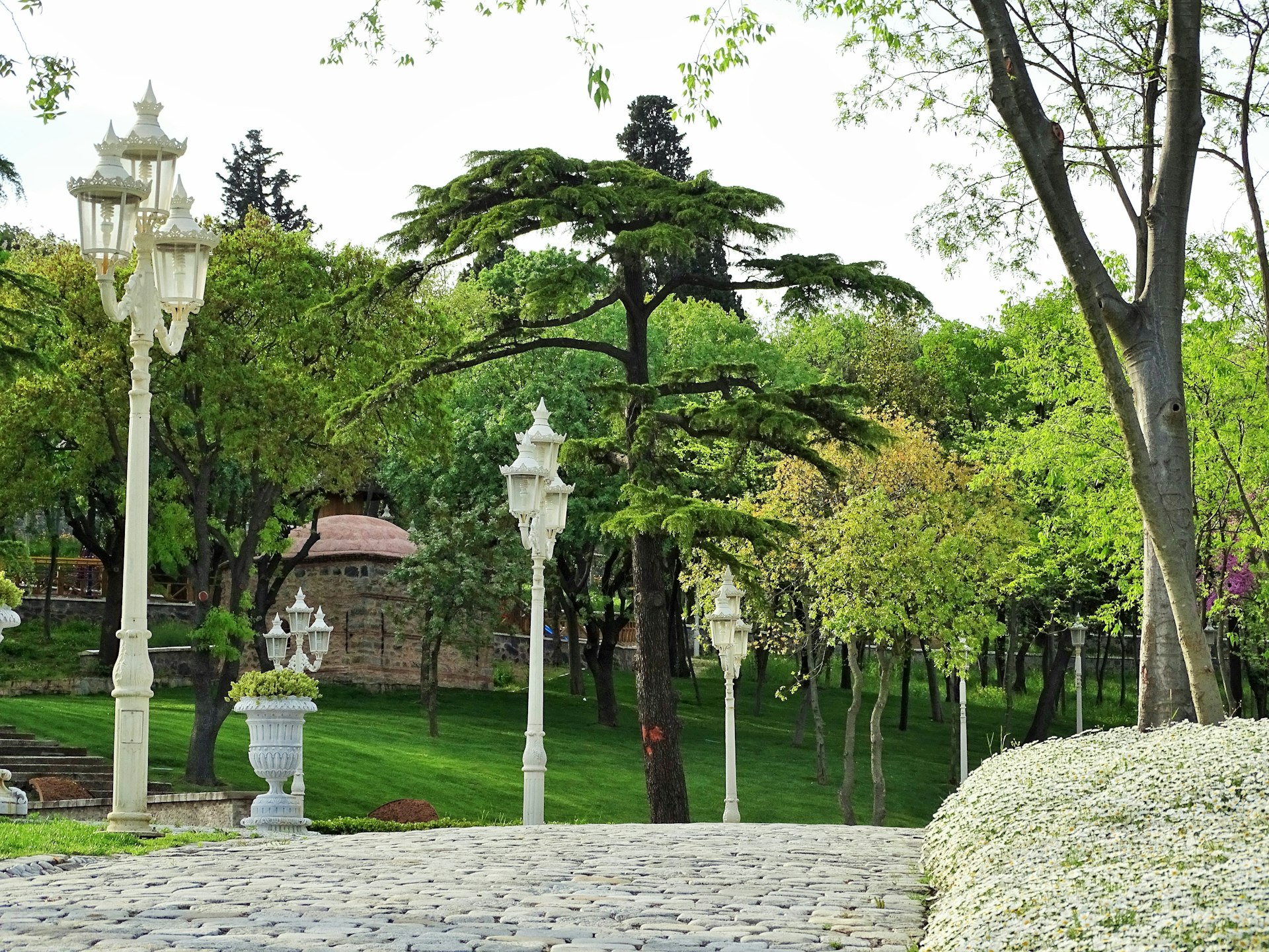 Lush greenery and decor in Yildiz Park in Istanbul