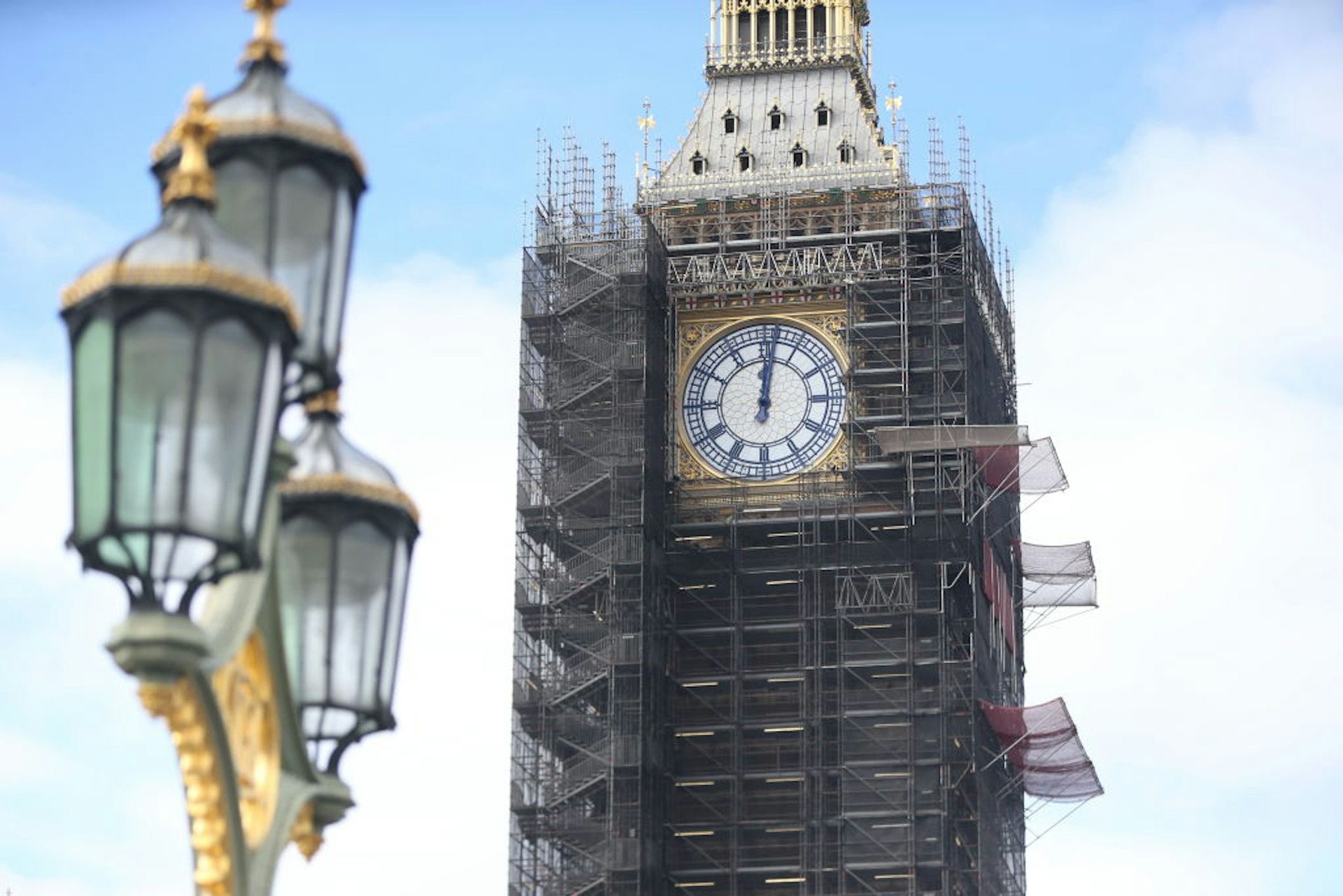 Big Ben's Clock Hands revealed as Prussian blue