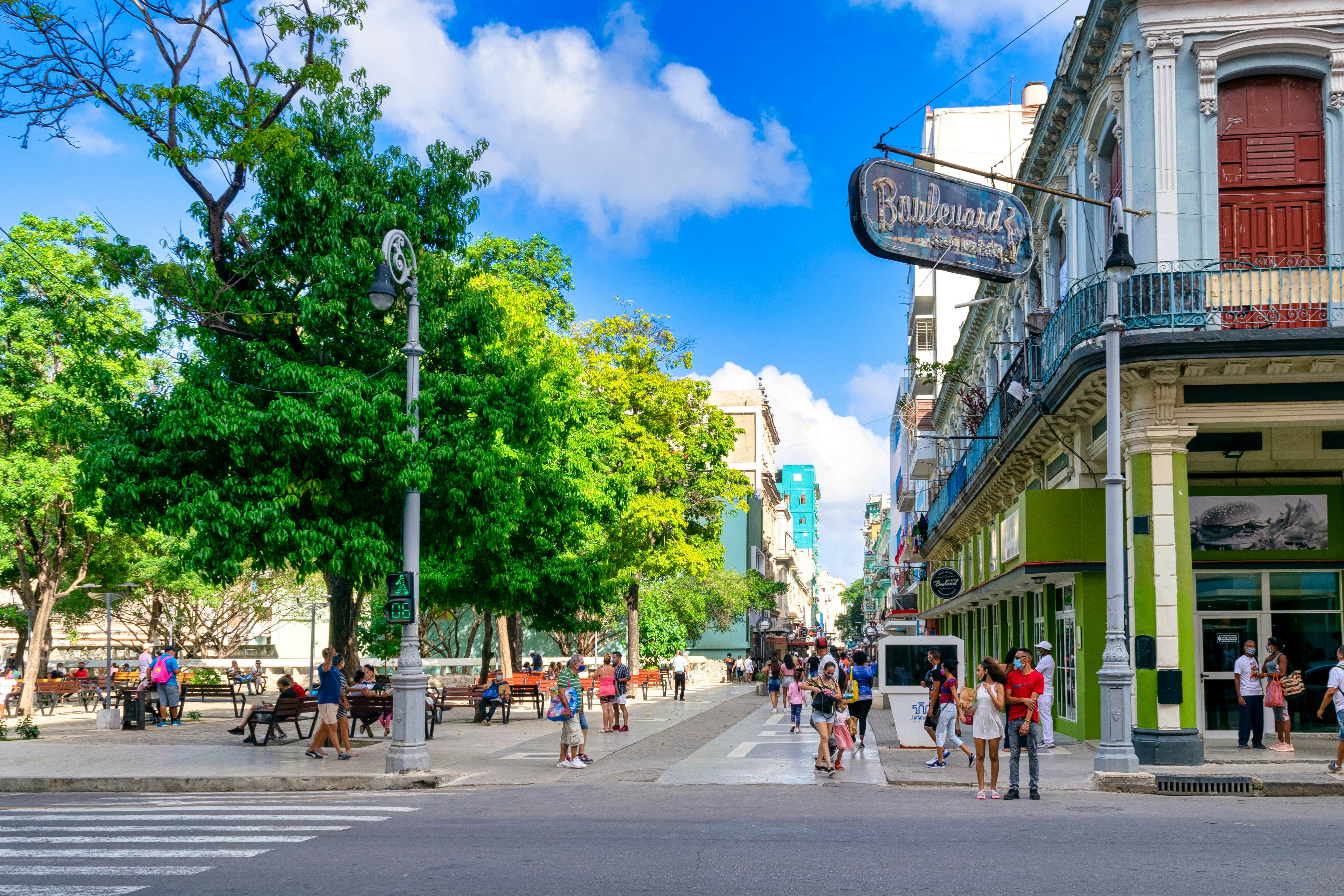 Coronavirus: Lonely Planet chiude il quartier generale. Ma le