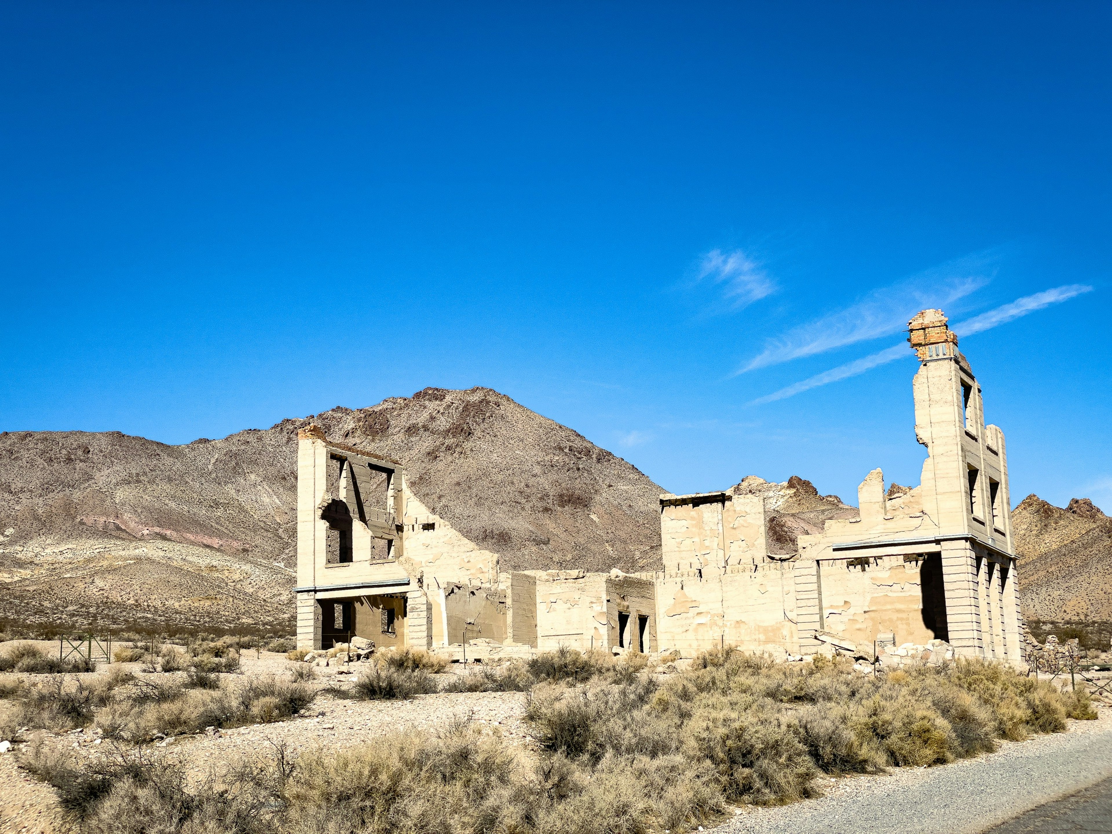 GhostTowns_Rhyolite2.jpg