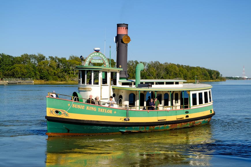 Waterfront of Savannah, Georgia USA and Savannah Belles Ferry 