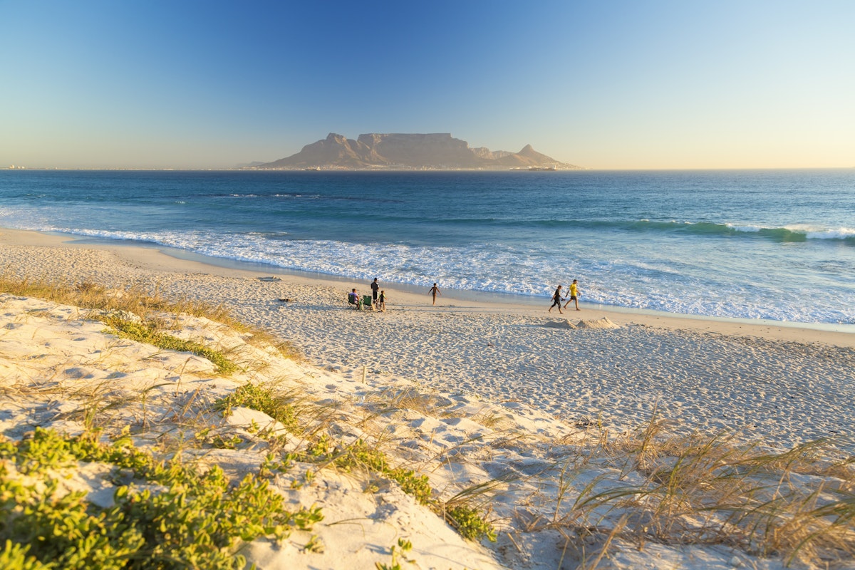 Bloubergstrand Beach with Table Mountain in background.