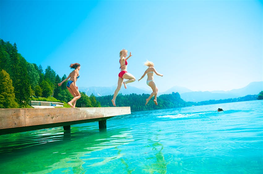 6 απίστευτα μέρη για να κολυμπήσετε στη Σλοβενία