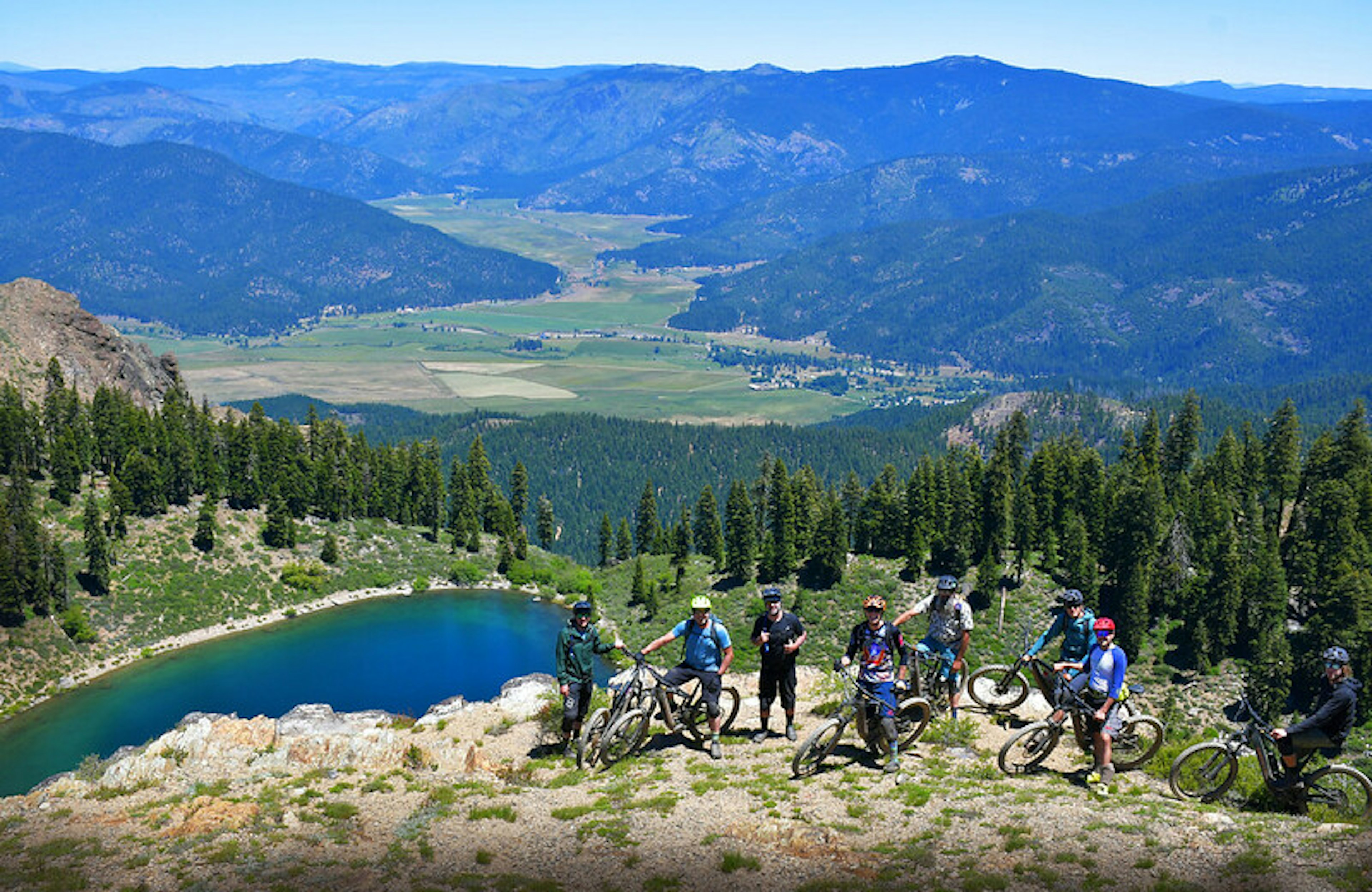 Mountain bikers on their way to Taylorsville.jpg