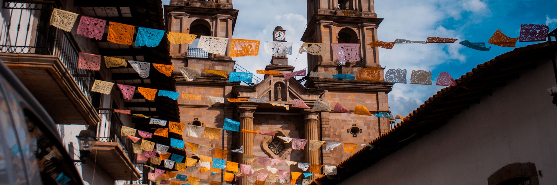 Old church at Valle de Bravo Mexico. San Francisco de AsÃ­s Church al Independence square in Bravo Valley. Traditional culture in a Magic town in Mexico.