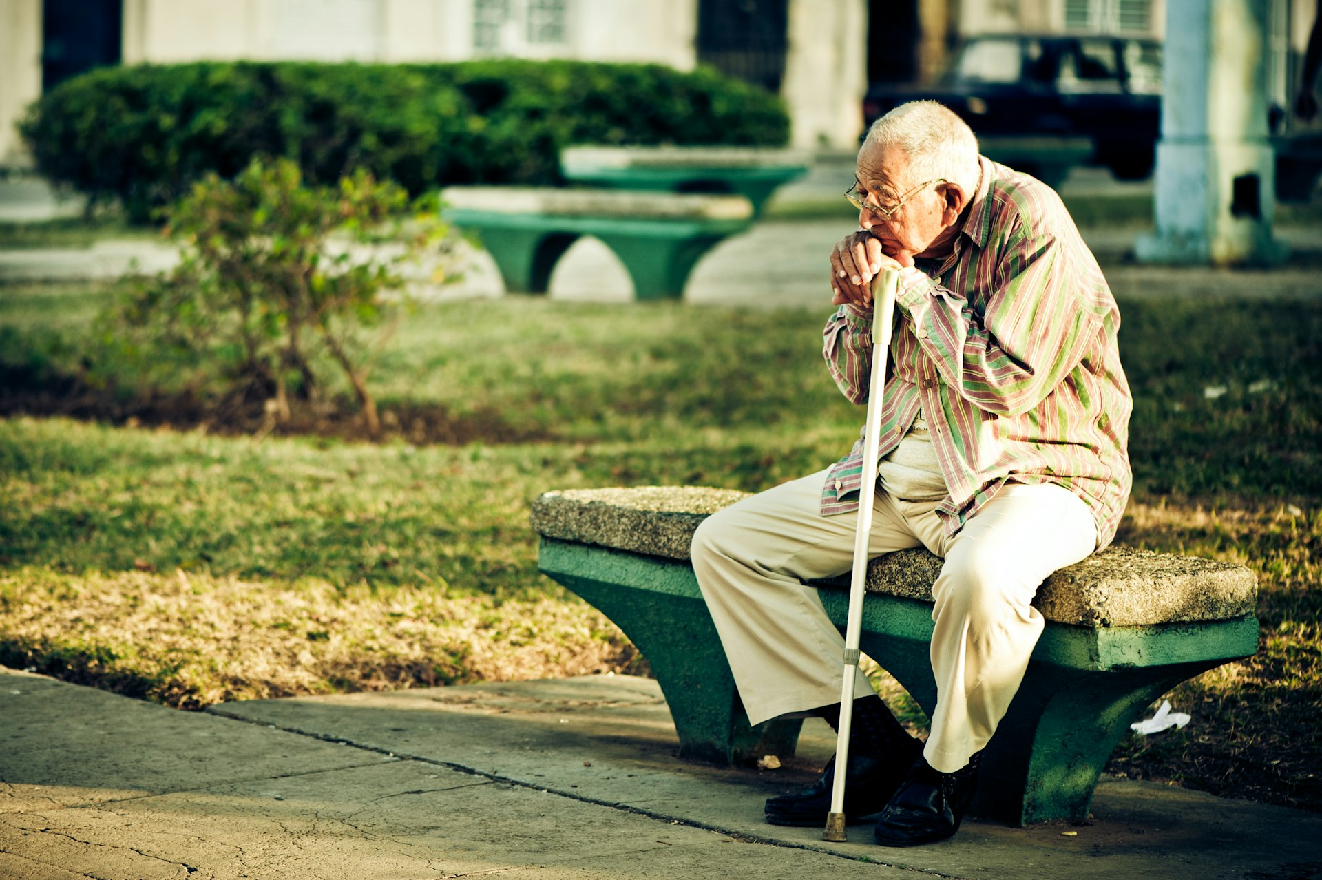 An elderly man in a park in Havana