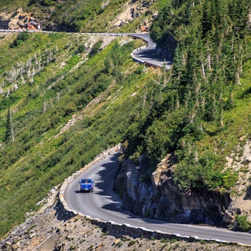 Glacier National Park Going-to-the-Sun Road will require a ticket again in 2022.
