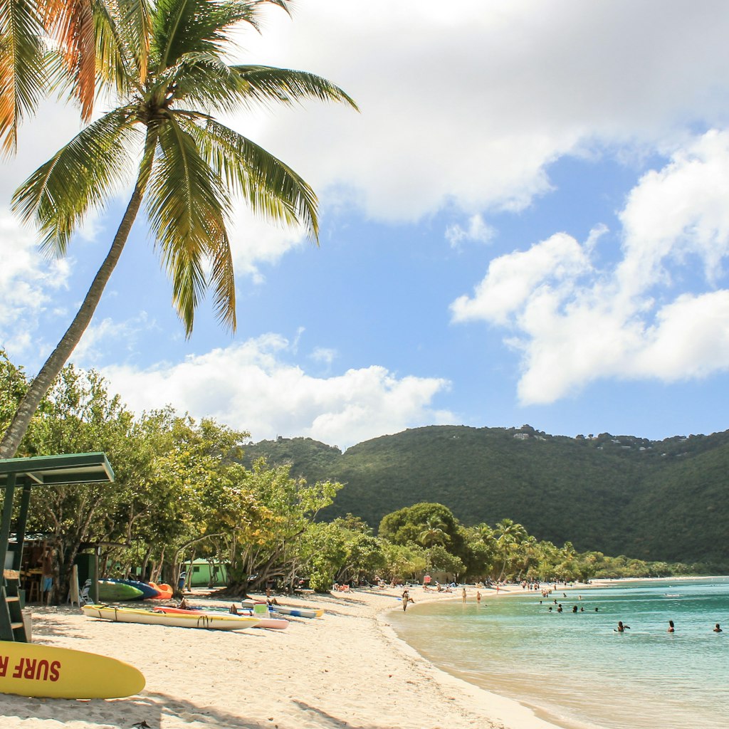 Beach scene at Magens Bay in USVI ; Shutterstock ID 426395416; your: Claire Naylor; gl: 65050; netsuite: Online ed; full: Beaches St Thomas
