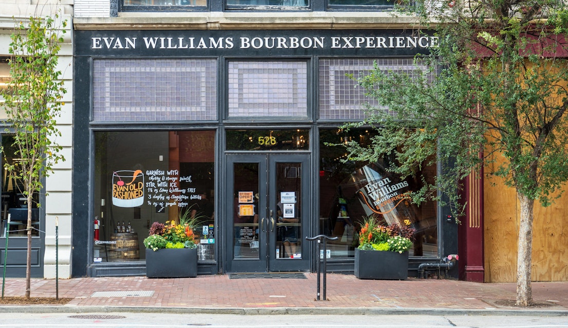 Jim Beam Urban Stillhouse Louisville Kentucky Bourbon Whiskey Rocks Glass