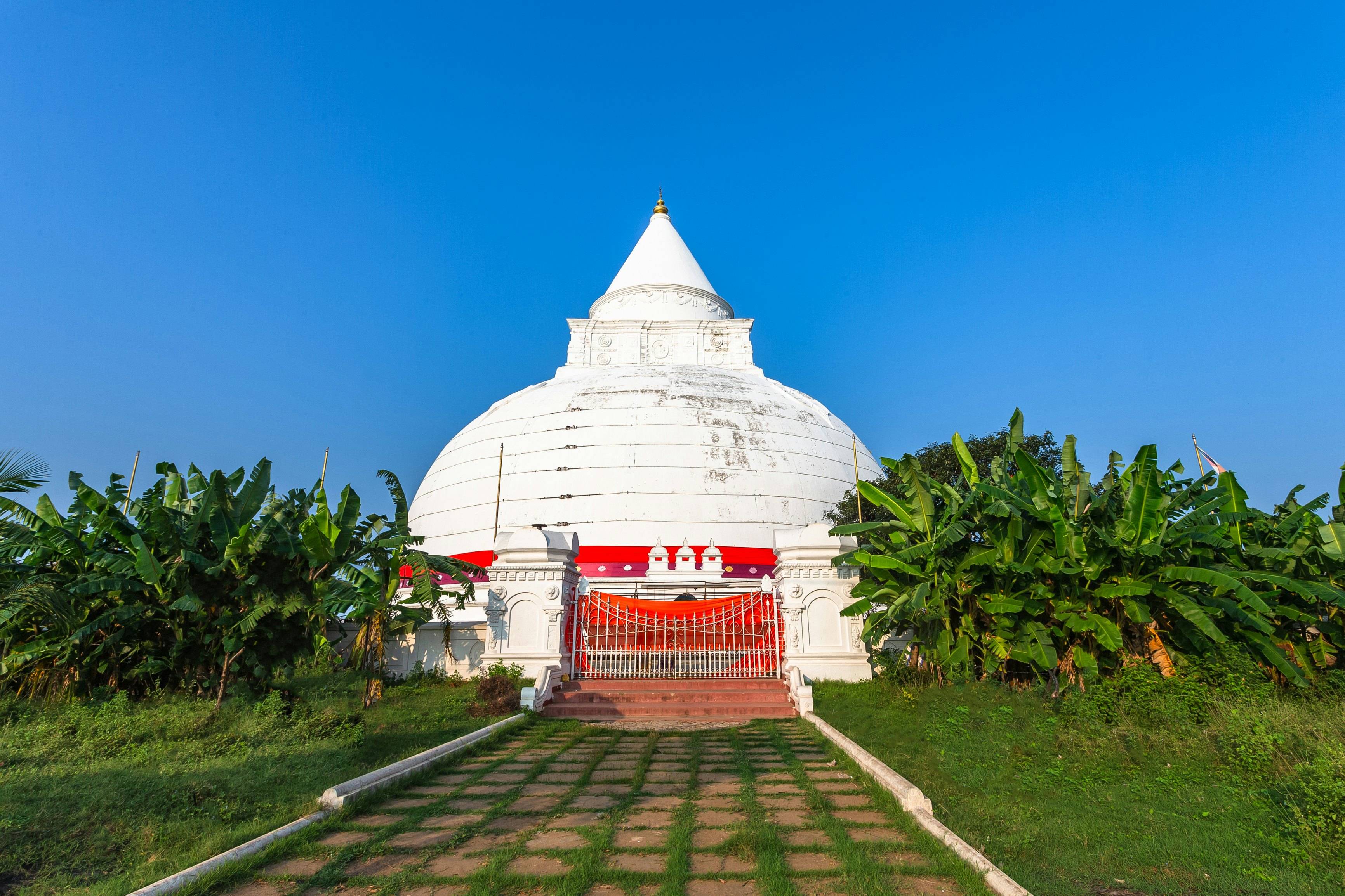 Raja Maha Vihara temple, Tissamaharama, Sri Lanka.