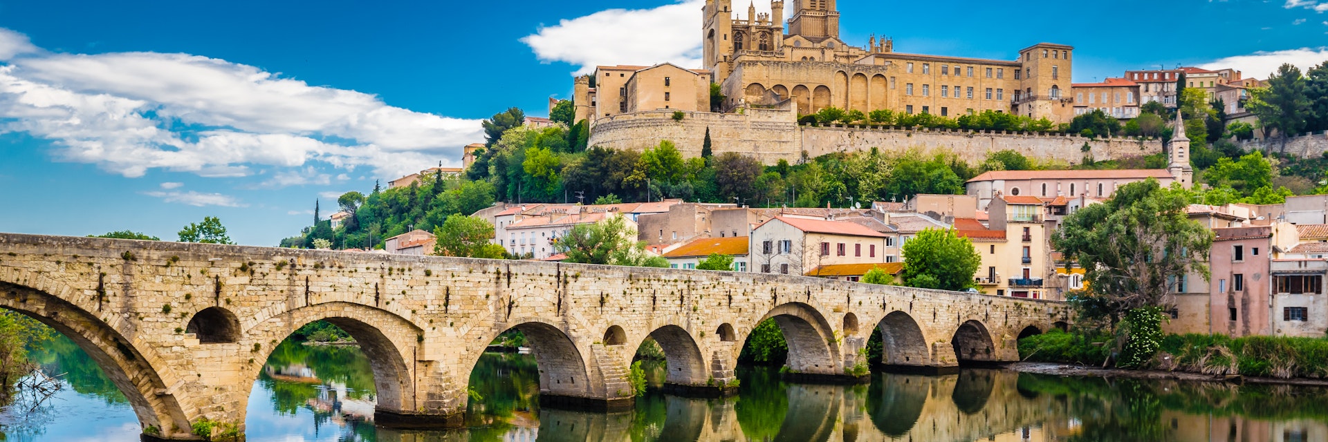 Old Bridge And Cathedral In Beziers - Hérault, Occitanie, France, Europe