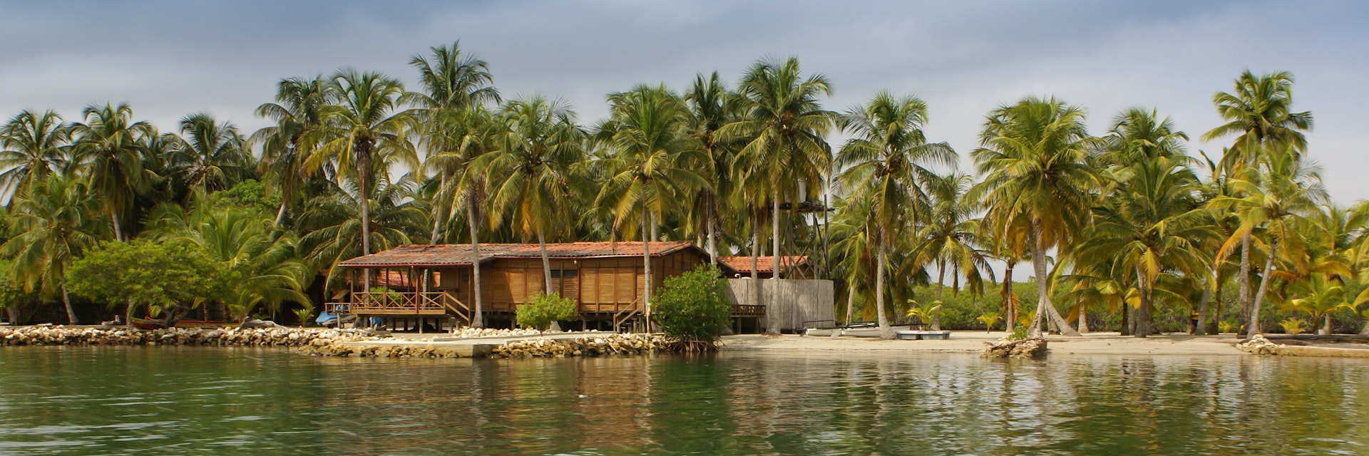 A tiny island in the caribbean Archipelago san Bernardo near Tolu, Colombia