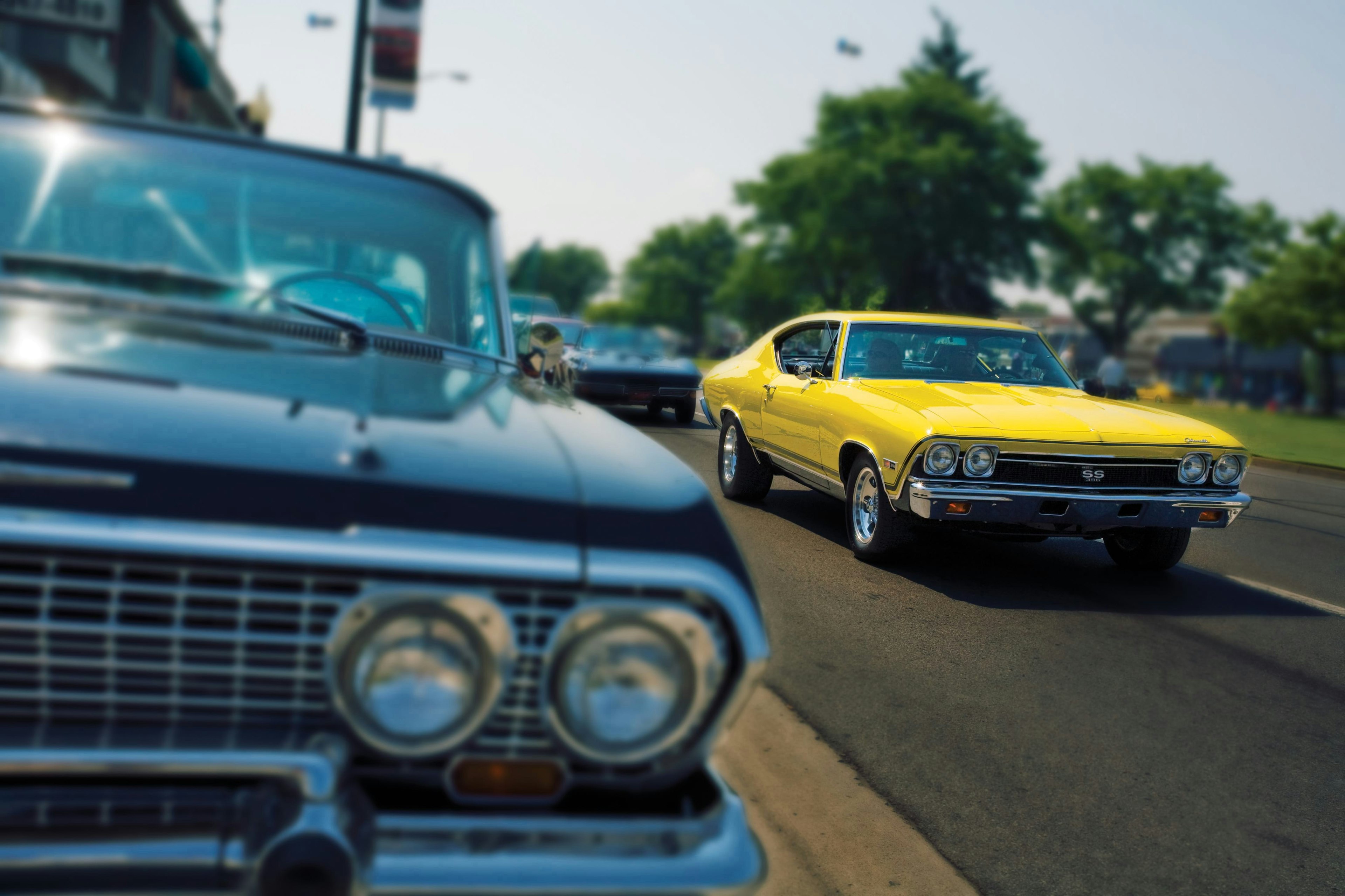 Vintage cars at the Woodward Dream Cruise