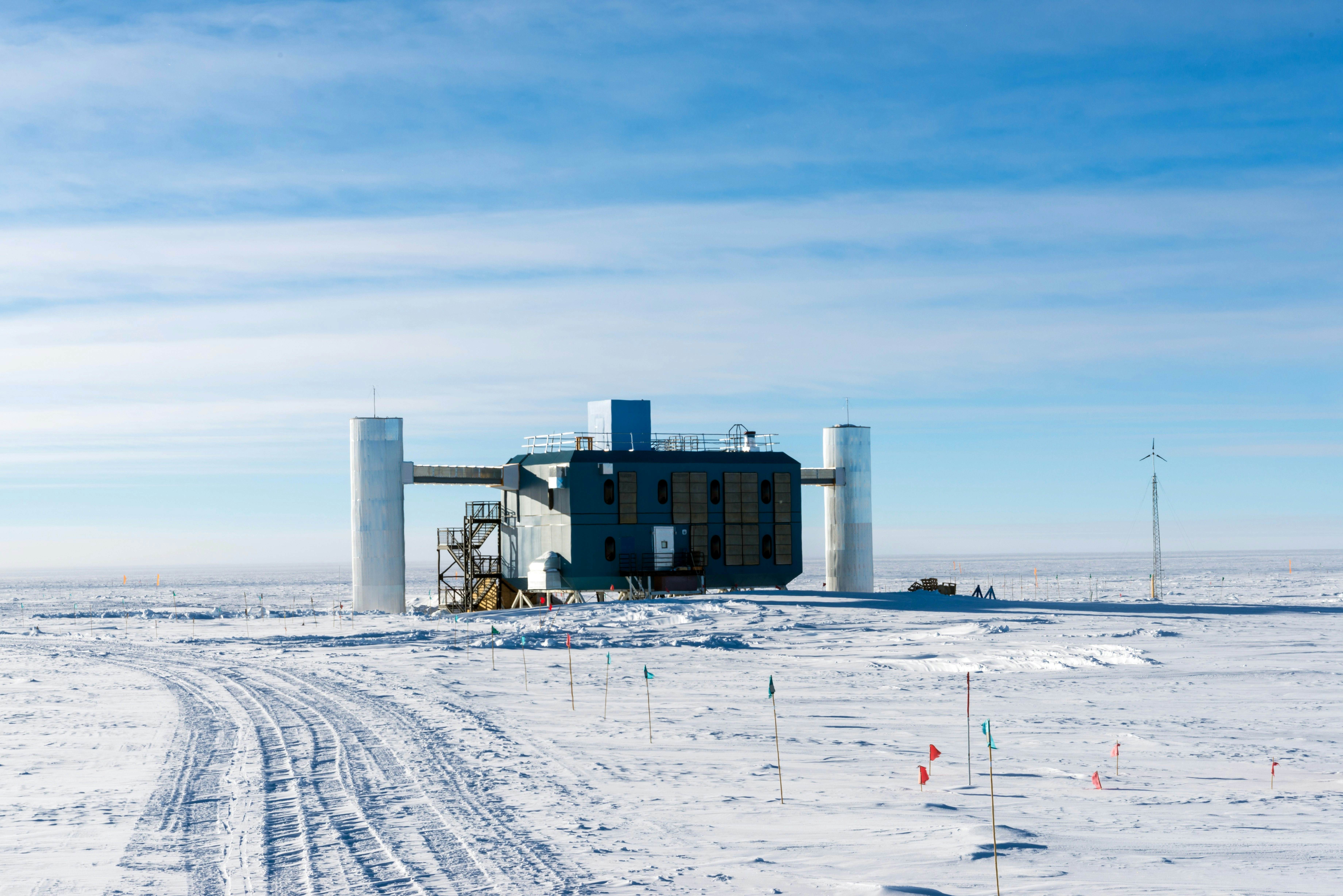 IceCube Neutrino Observatory at the south pole station; Shutterstock ID 1146088580; your: Bridget Brown; gl: 65050; netsuite: Online Editorial; full: POI Image Update