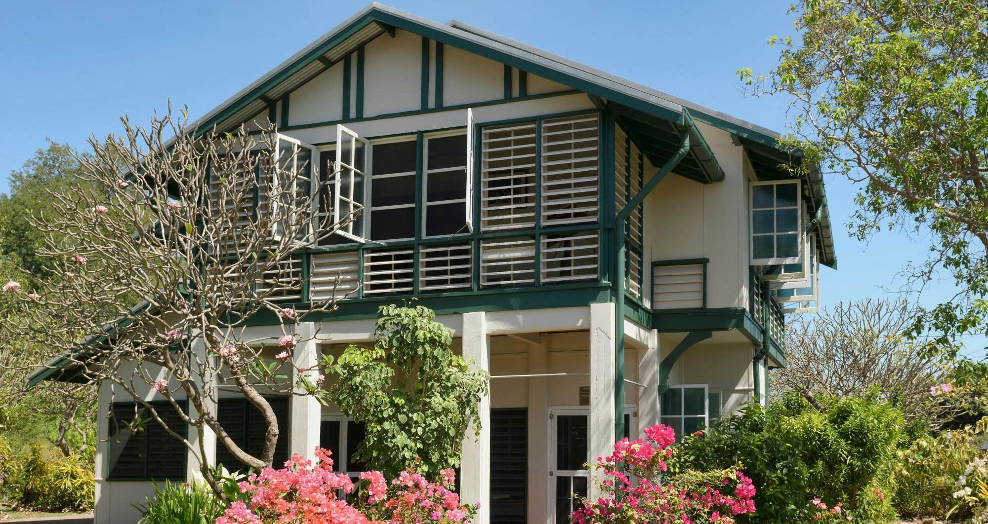 TB1B4E Burnett House was designed specifically for tropical conditions and was one of several houses for senior public servants and military personnel.