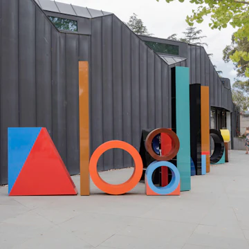 2AW6EA0 Heide III, is a purpose built museum space with a black titanium zinc facade, one of four main buildings on the site of the Heide Museum of Modern Art