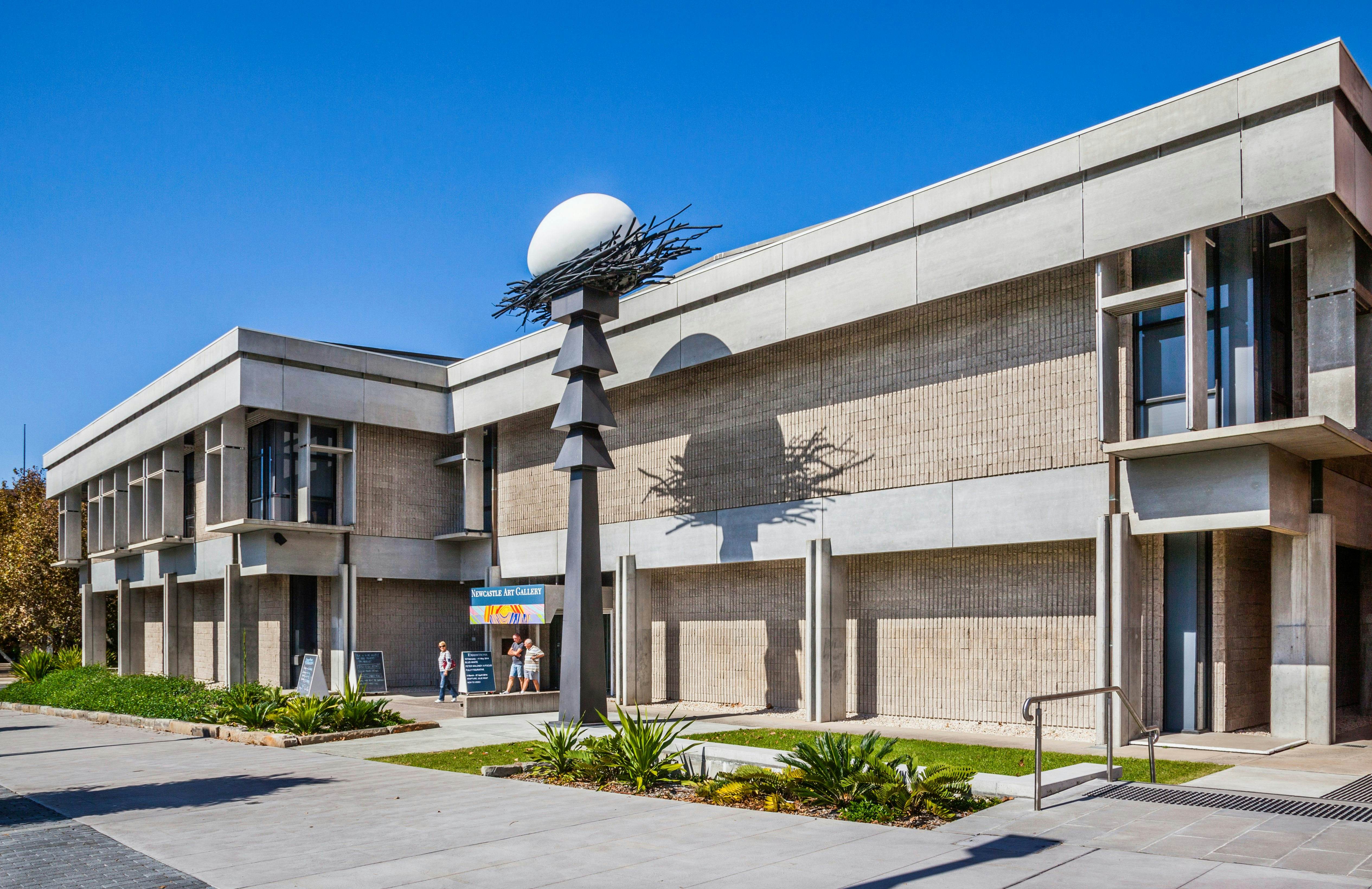 Australia, New South Wales, Newcastle, quirky egg sculpture by Brett Whiteley, titled 'Black Totem II' at the Newcastle Art Gallery