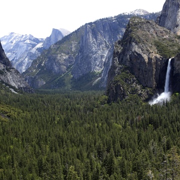 Bridalveil Fall in Yosemite Valley, Yosemite National Park