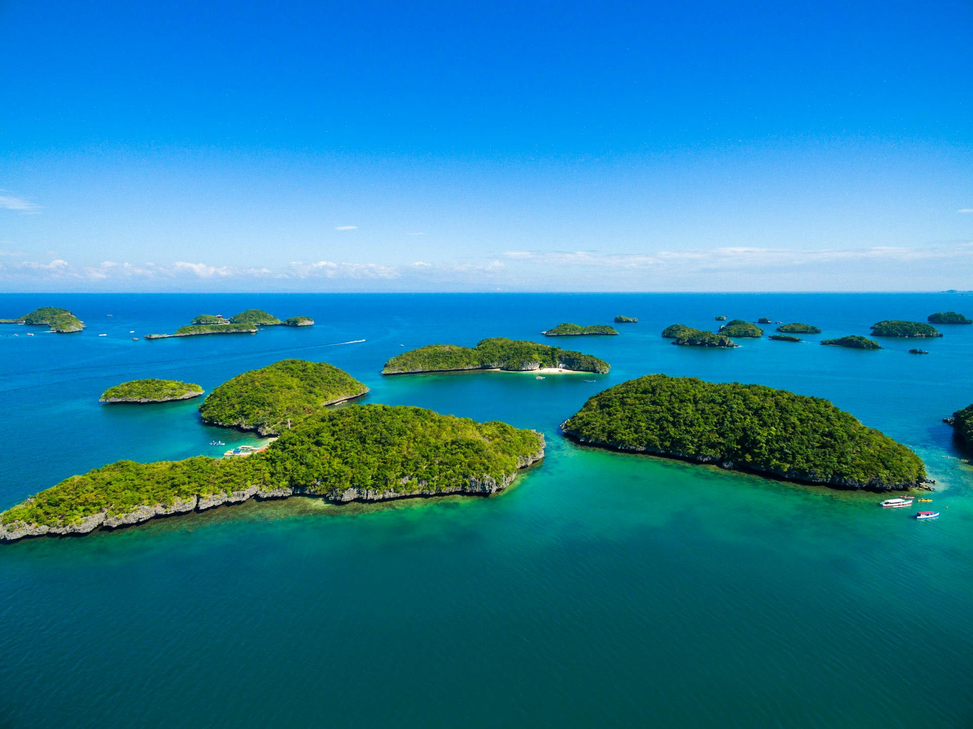 Philippines hundred islands national park holgs GettyImages-658867156 RFC.jpg
