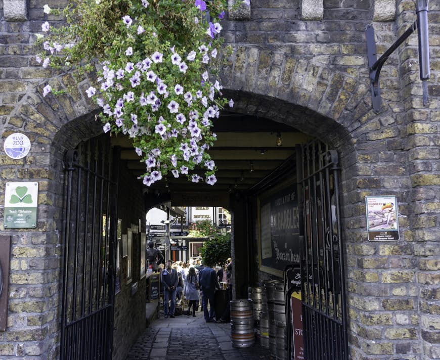 A stone archway leading to the courtyard of the Brazen Head pub in Bridge Street, Dublin.