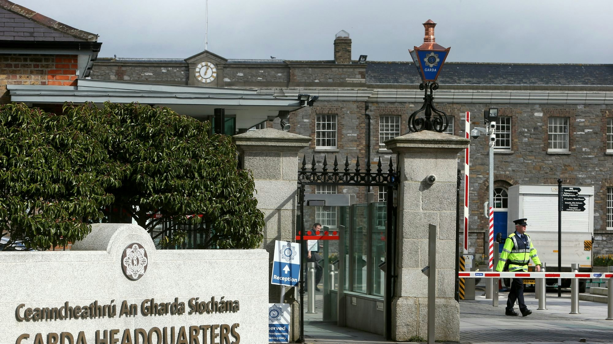 G706KJ Garda Headquarters - Dublin

Garda Síochána Headquarters
