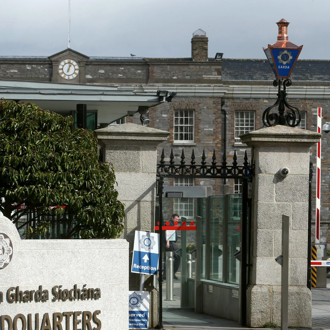 G706KJ Garda Headquarters - Dublin
Garda Síochána Headquarters