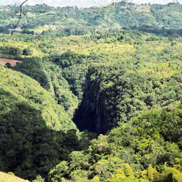 CW2P43 PUERTO RICO - CORDILLERA CENTRAL SAN CRISTOBAL CANYON
Cañón de San Cristóbal