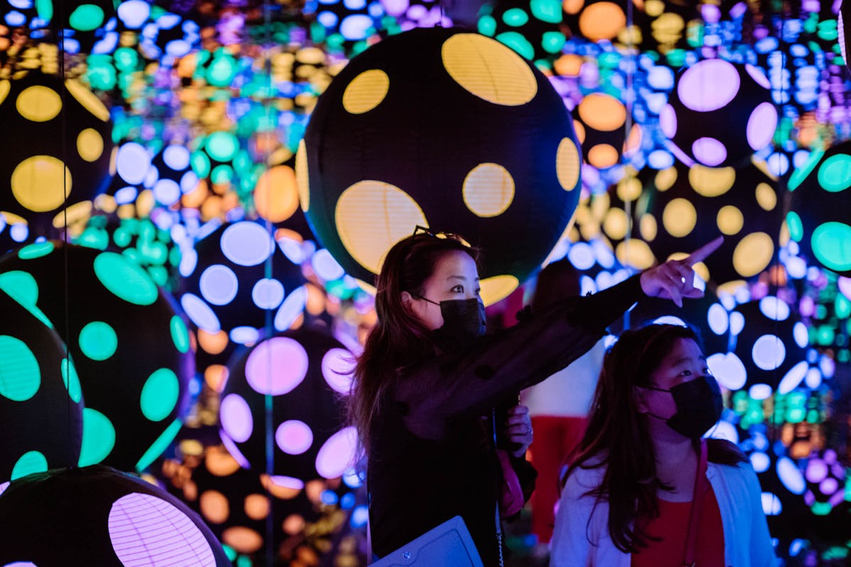 Into the Land of Polka Dots and Mirrors, With Yayoi Kusama - The