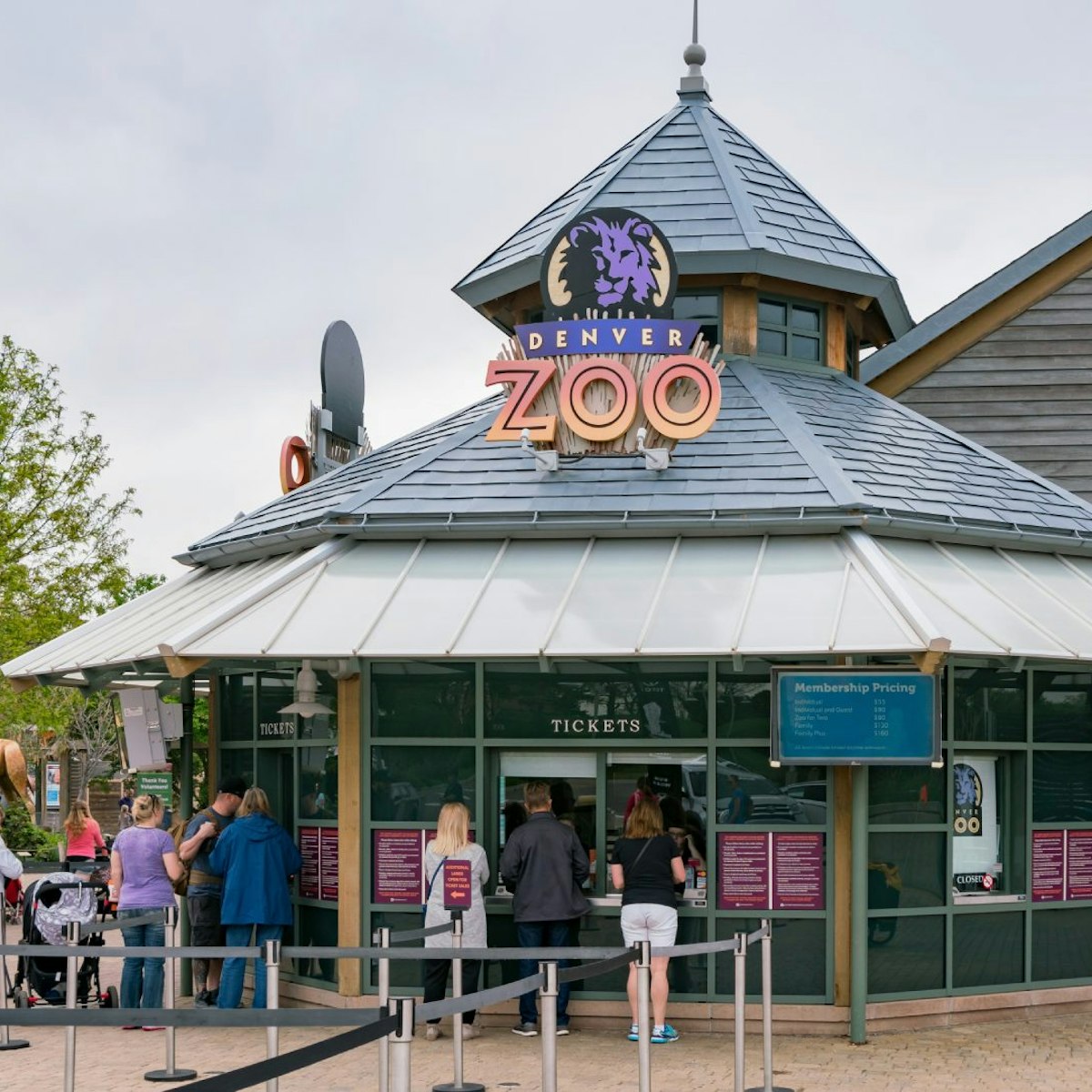 Denver, MAY 7: Entrance of the Denver zoo on MAY 7, 2017 at Denver, Colorado